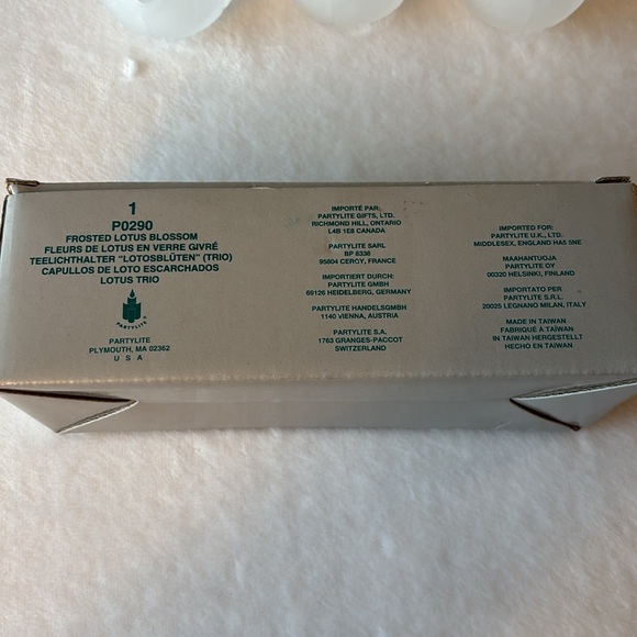 Partylite - Set of three Frosted Lotus Blossom candle holders - Picture 7 of 9